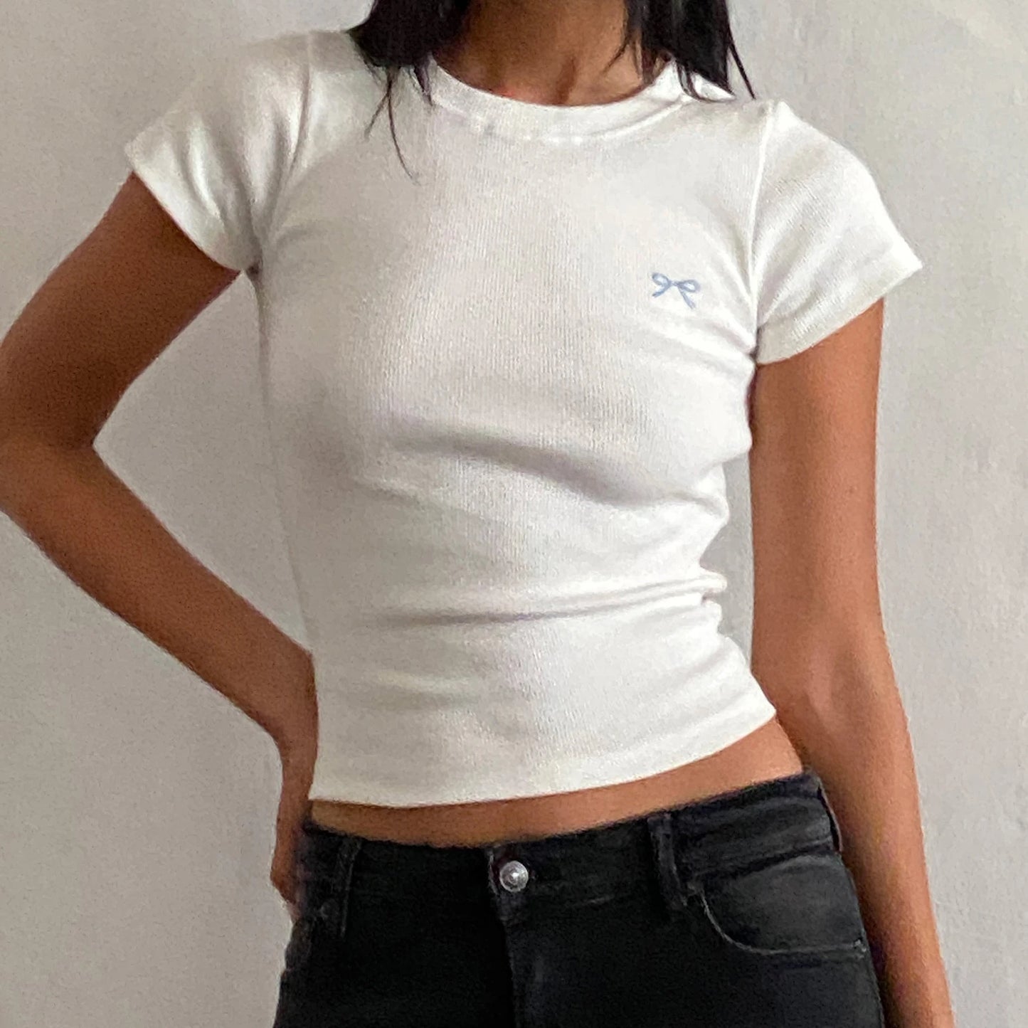 Embroidered Bow Baby Tee – Slim Fit Crop Top