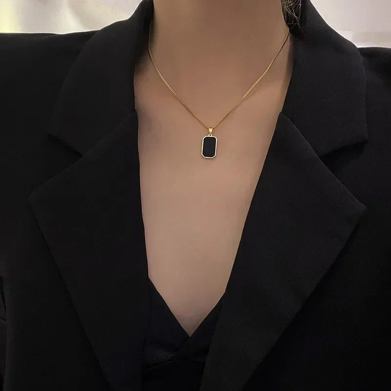 Minimalist Rectangle Pendant Necklace