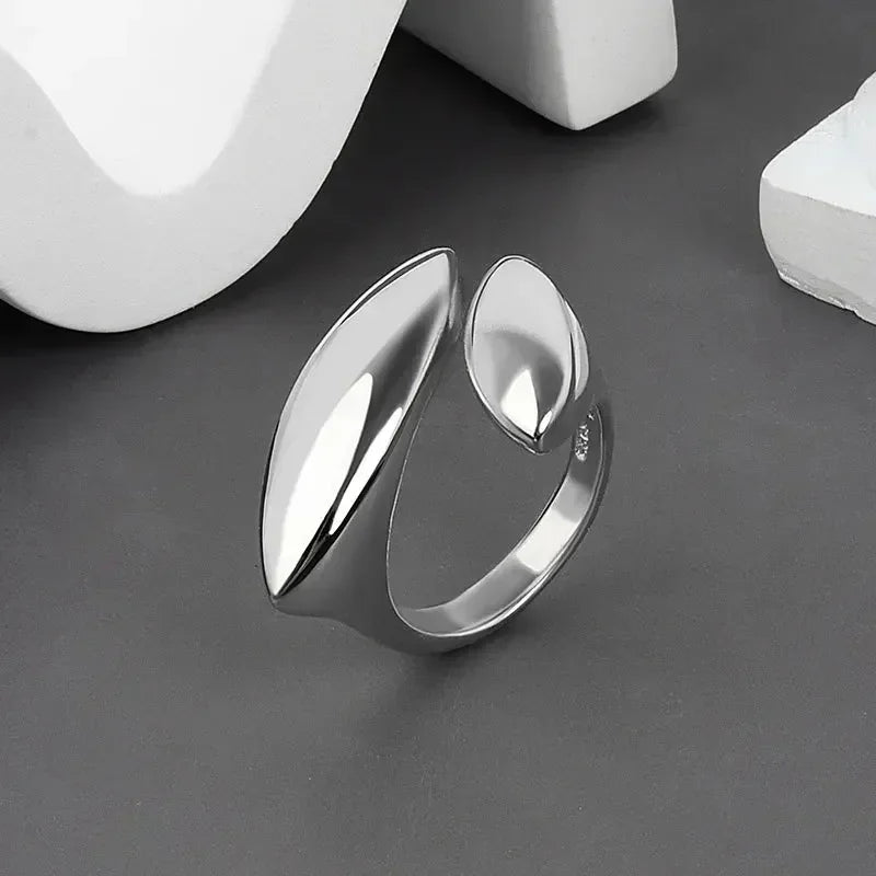 Geometric Silver Rings – Modern Styles for Every Look