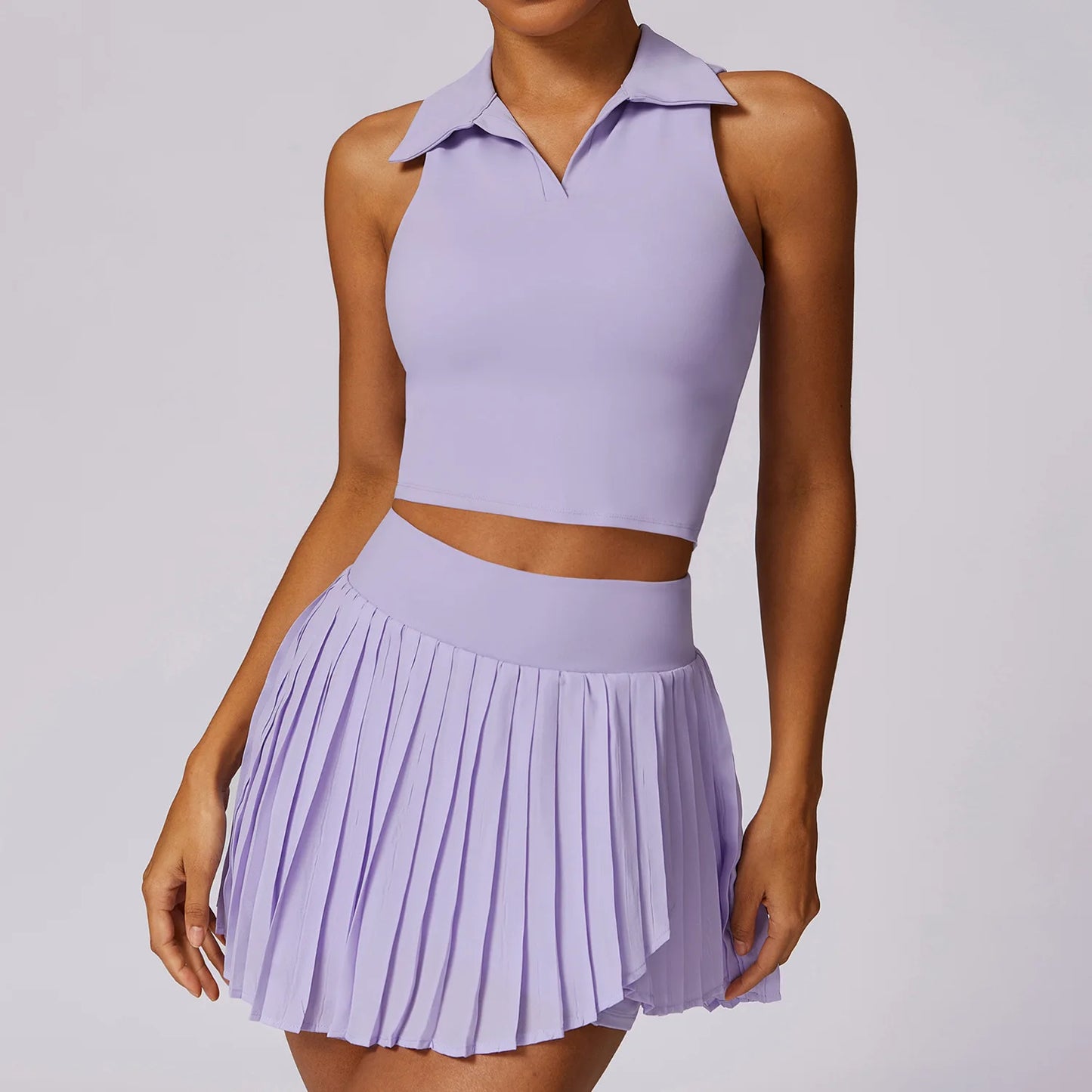 2-Piece Summer Yoga & Tennis Set – Crop Top & Pleated Skirt