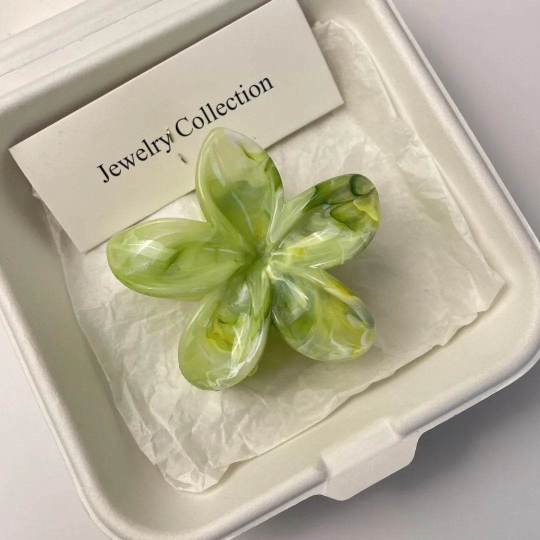 Flower-Shaped Hair Claw Clip – Summer Acrylic Hair Accessory