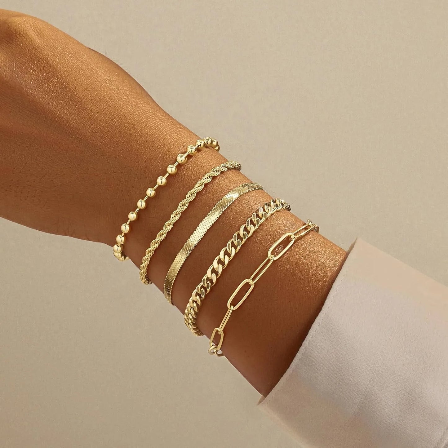 5-Piece Gold Bracelet Set – Layered Chain Styles