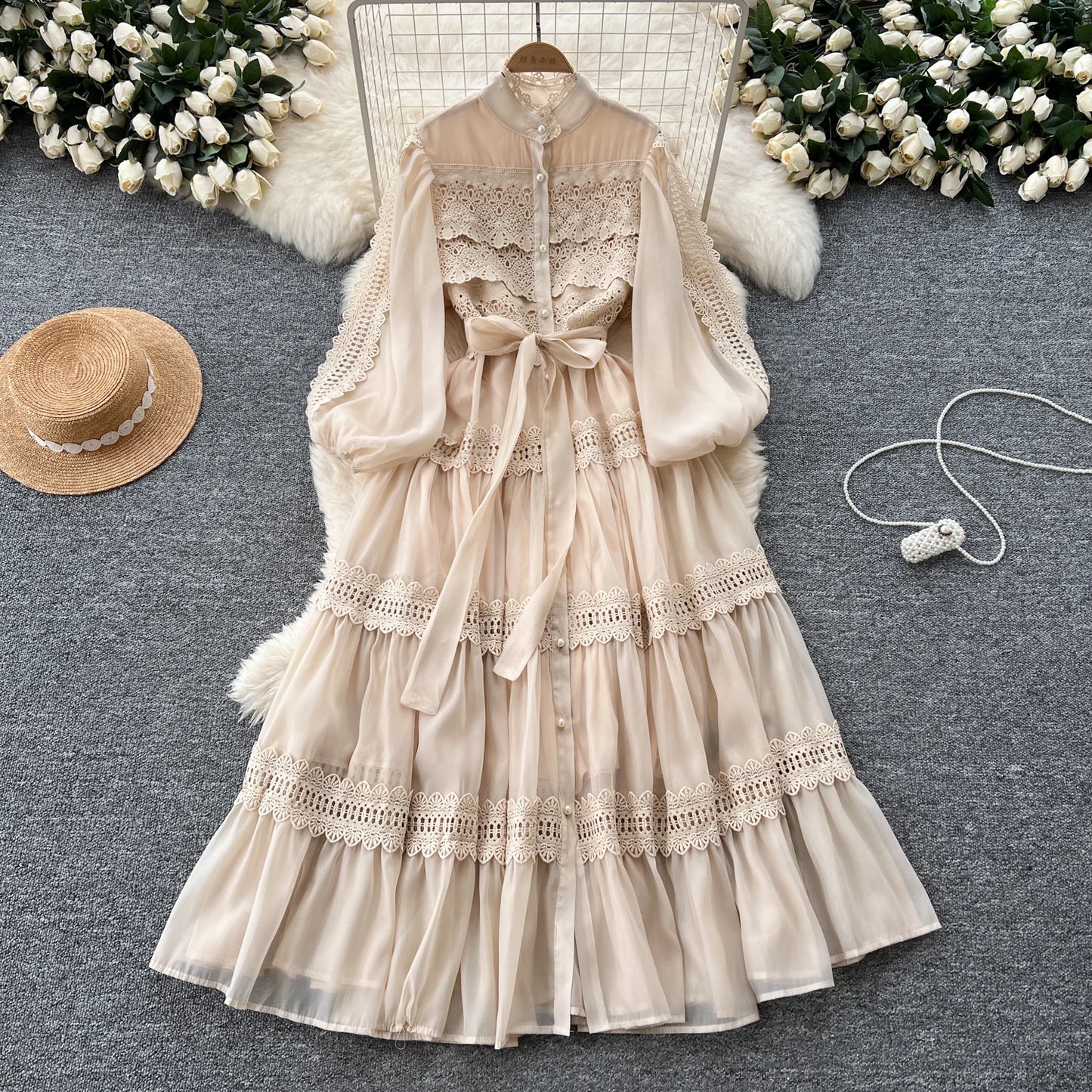 French Vintage Lantern Sleeve Maxi Dress with Lace Details – Elegant Autumn Style