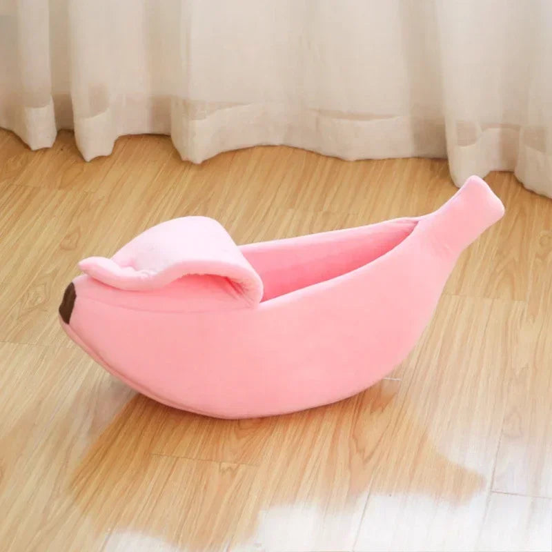 Banana Pet Bed – Soft Cartoon Nest for Cats and Small Dogs