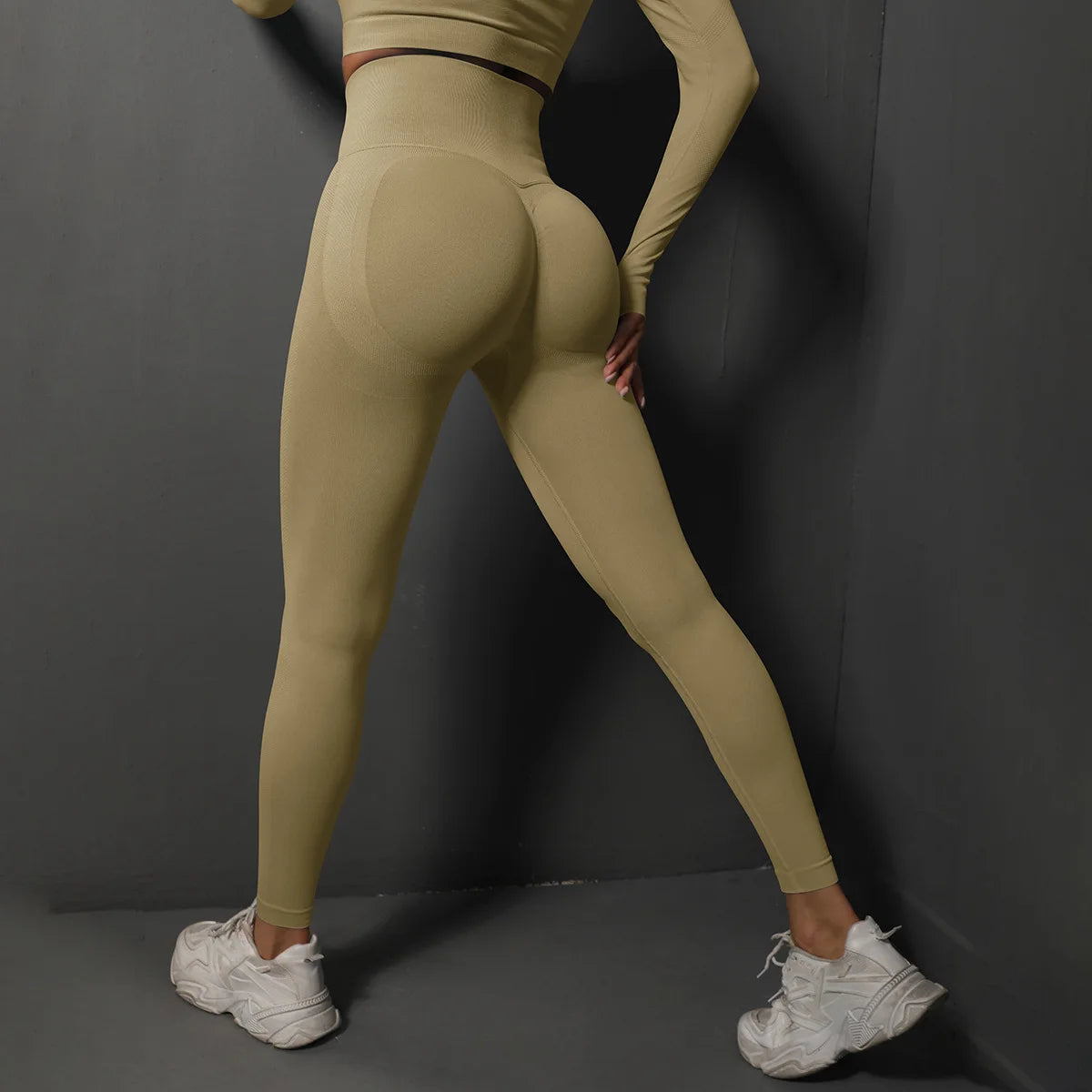 Seamless Booty-Lifting Yoga Leggings