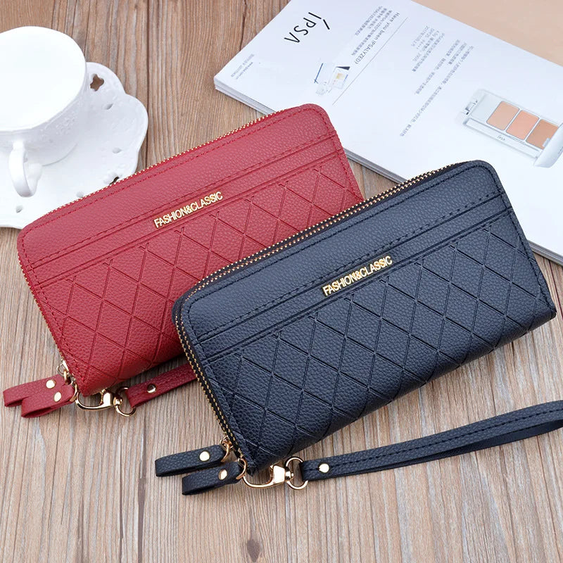 Long Women's Wallet with Zipper – Elegant Quilted Design for Cards & Cash