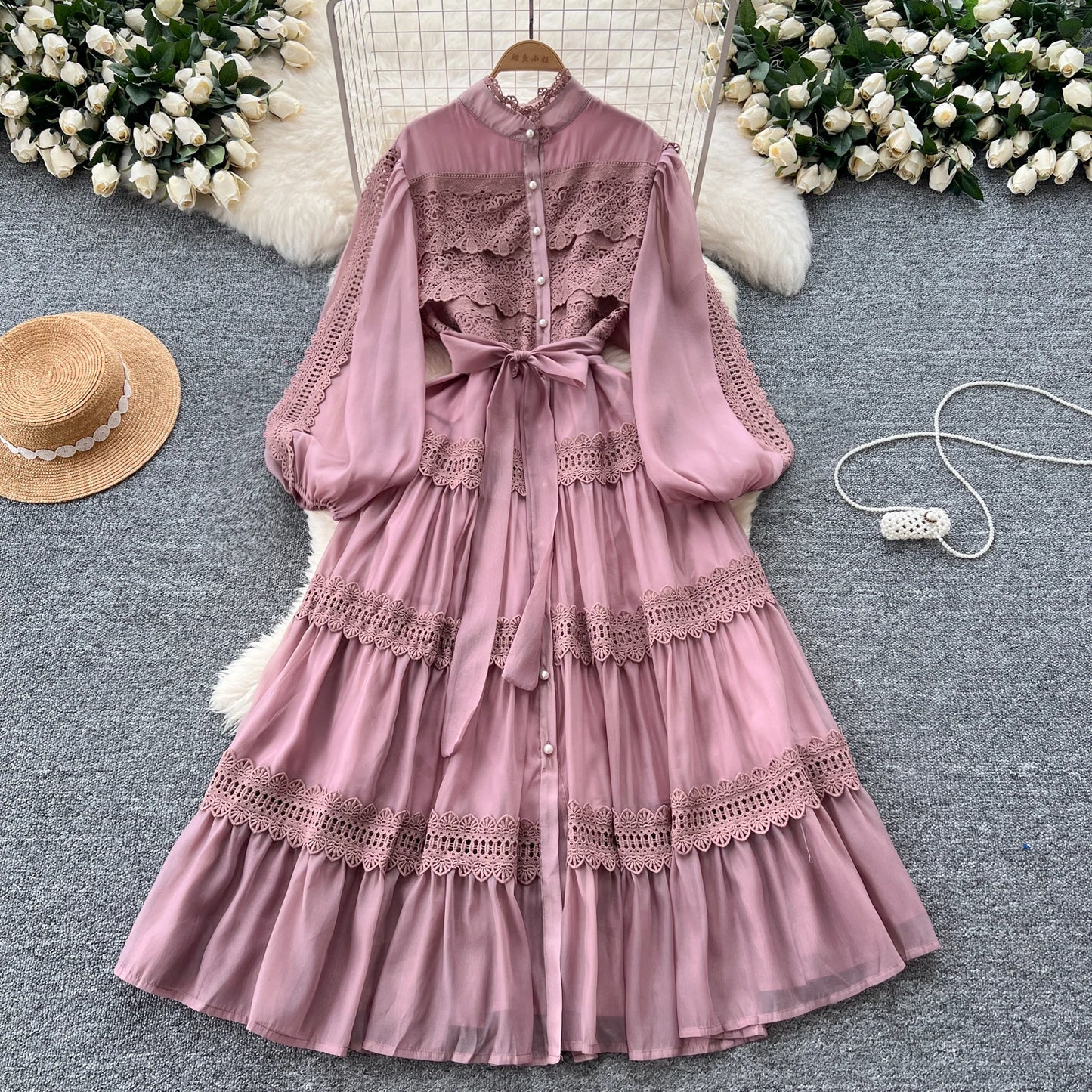 French Vintage Lantern Sleeve Maxi Dress with Lace Details – Elegant Autumn Style