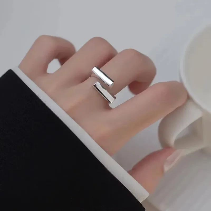 Adjustable Silver Open Ring – Modern Style