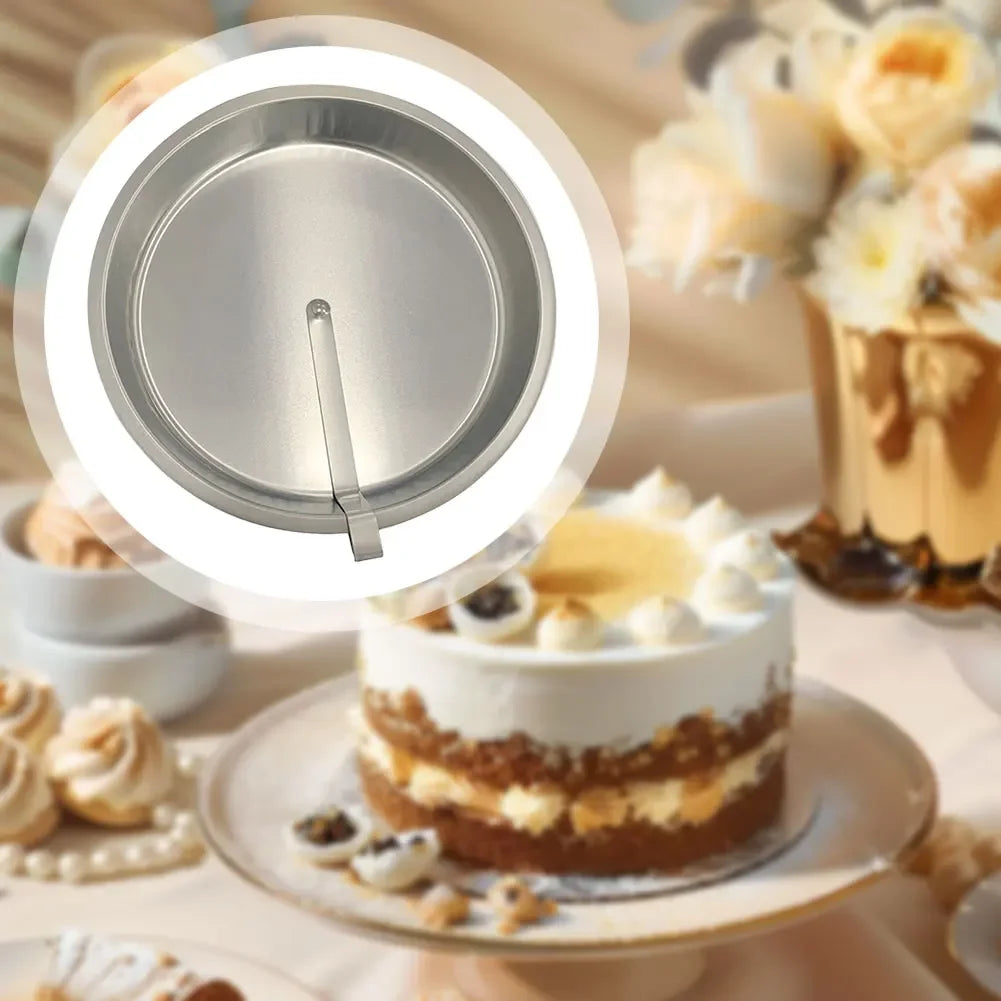 Round Aluminum Cake Pan with Removable Base