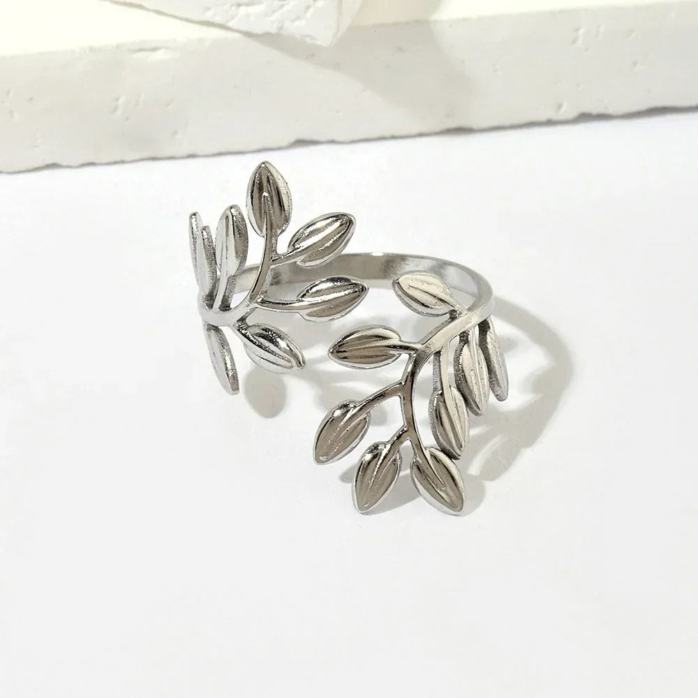 Adjustable Minimalist Wave Rings – Multiple Designs
