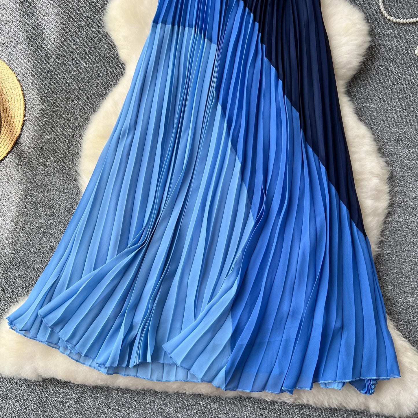 Colorblock Pleated Swing Dress – Retro Chic Style