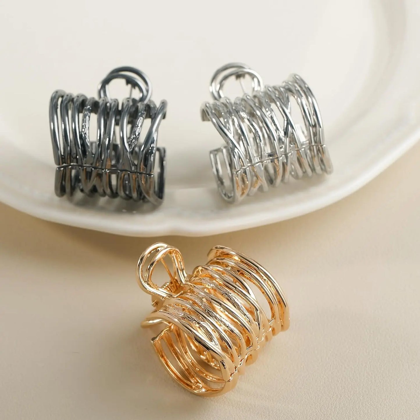 Geometric Hollow Metal Hair Claw Clip
