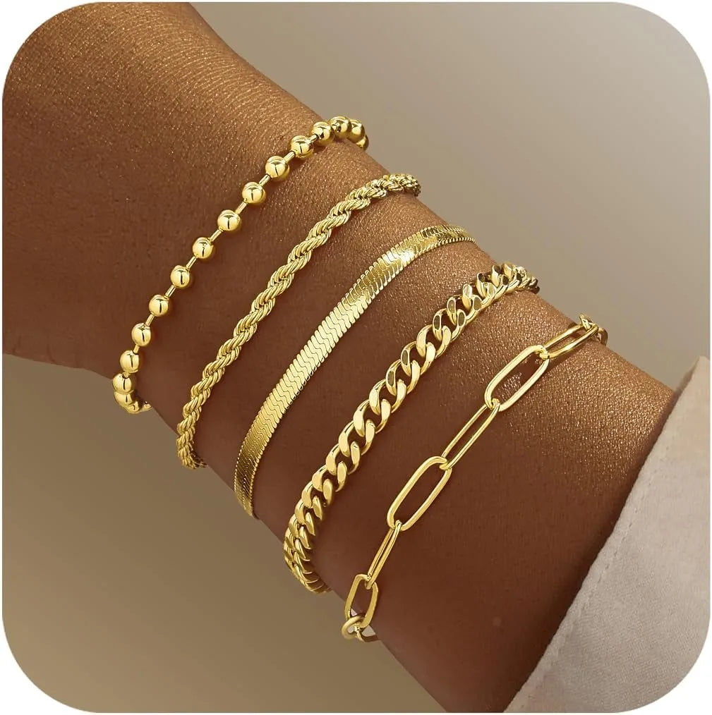 5-Piece Gold Bracelet Set – Layered Chain Styles
