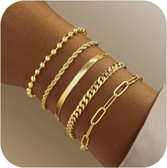 5-Piece Gold Bracelet Set – Layered Chain Styles