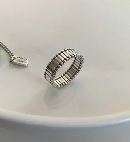 Geometric Silver Rings – Modern Styles for Every Look