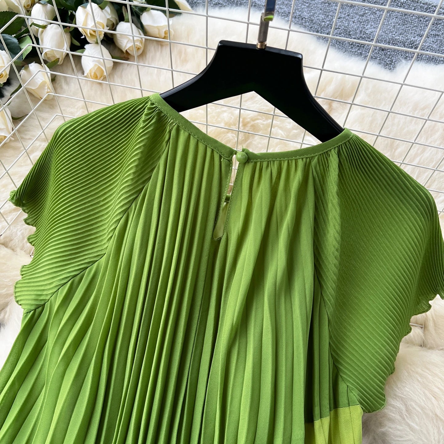 Colorblock Pleated Swing Dress – Retro Chic Style