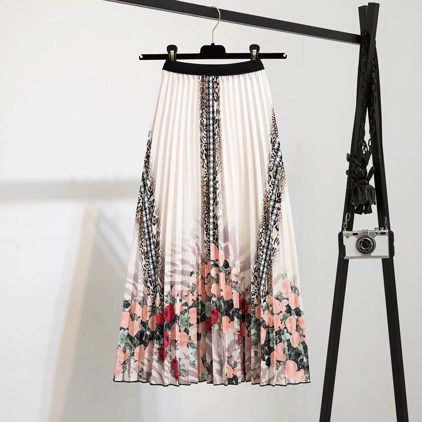 Women’s Cartoon Print Pleated Skirt – High Waist Big Swing Skirt