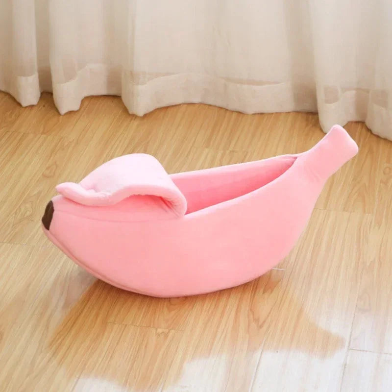 Banana Pet Bed – Soft Cartoon Nest for Cats and Small Dogs