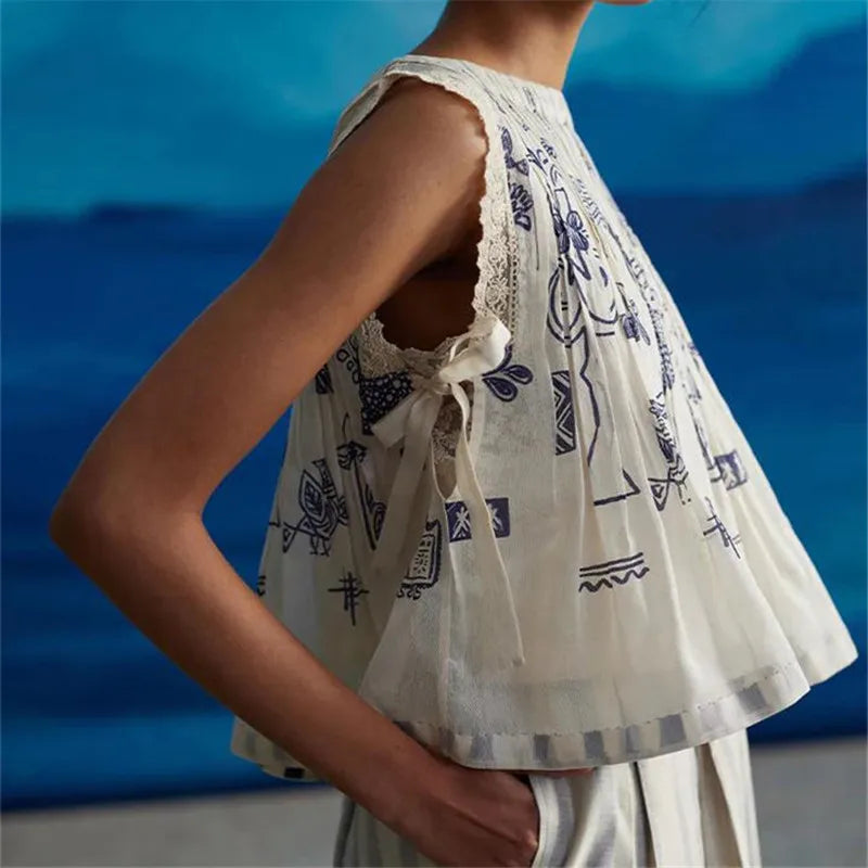 Tie Crop Top – Sleeveless Vintage Streetwear