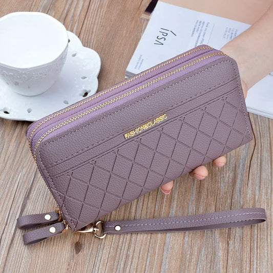 Long Women's Wallet with Zipper – Elegant Quilted Design for Cards & Cash