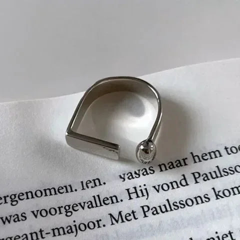 Geometric Silver Rings – Modern Styles for Every Look