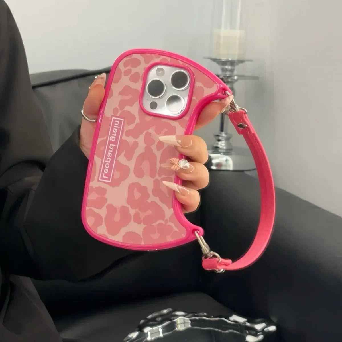 Chic Pink Leopard Handbag Case