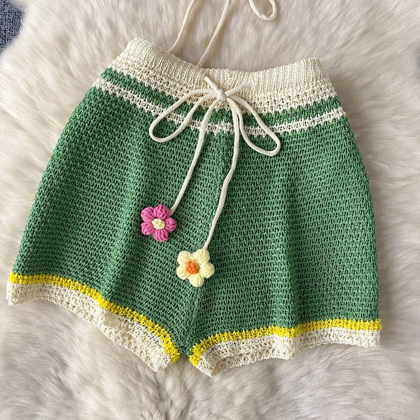 3D Floral Crochet Summer Set – Halter Bra Top + Wide-Leg Shorts