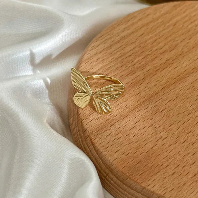 Adjustable Minimalist Wave Rings – Multiple Designs