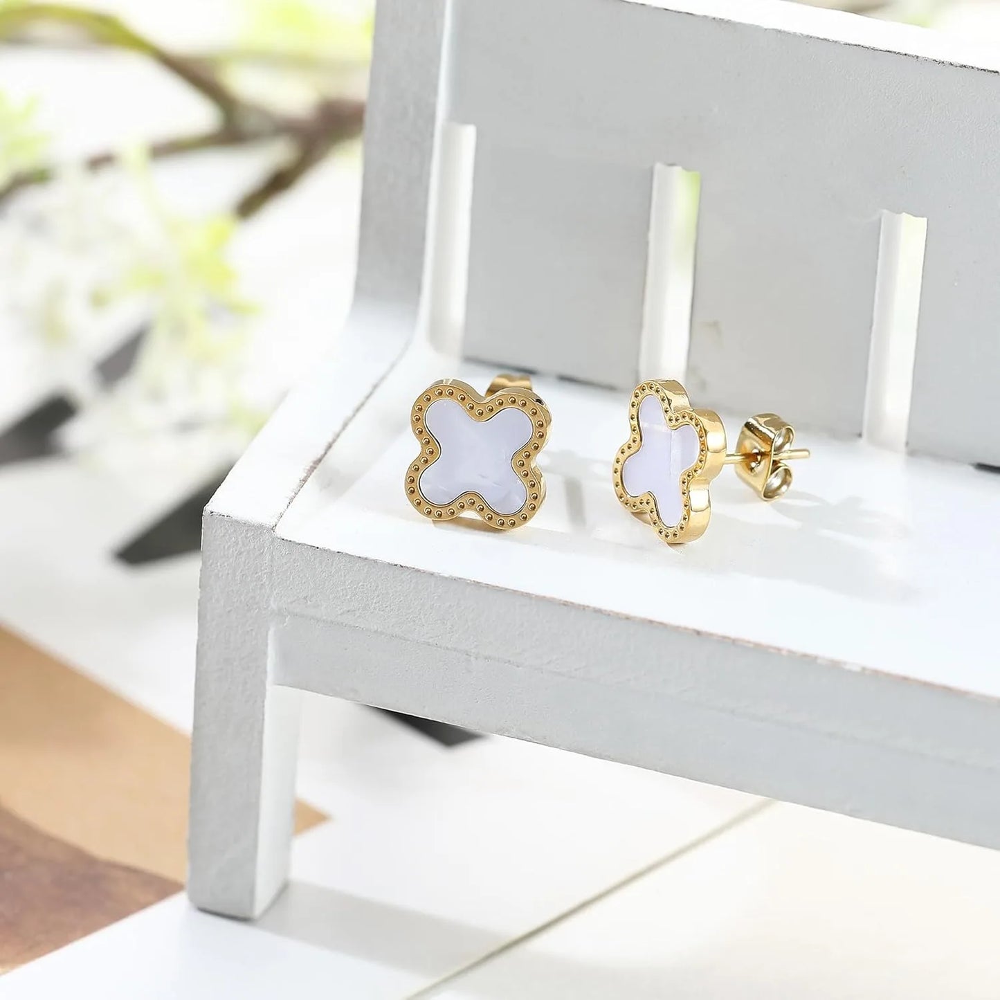 4-Leaf Clover Jewelry Set – Black & White