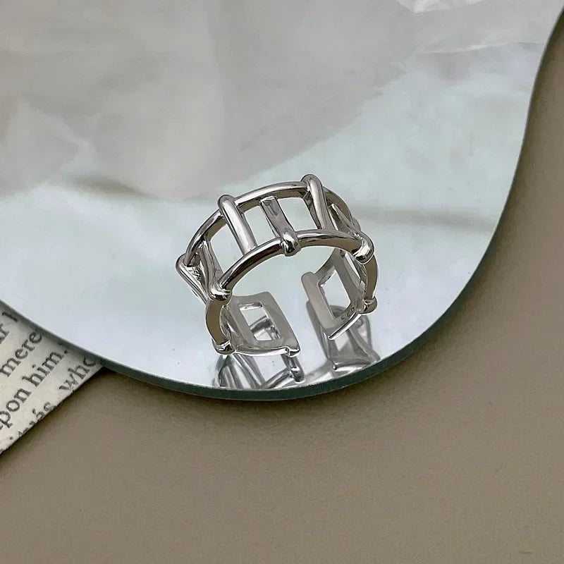 Geometric Silver Rings – Modern Styles for Every Look