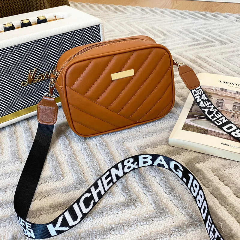 Small Crossbody Bag for Women – PU Leather Zipper Purse with Printed Strap