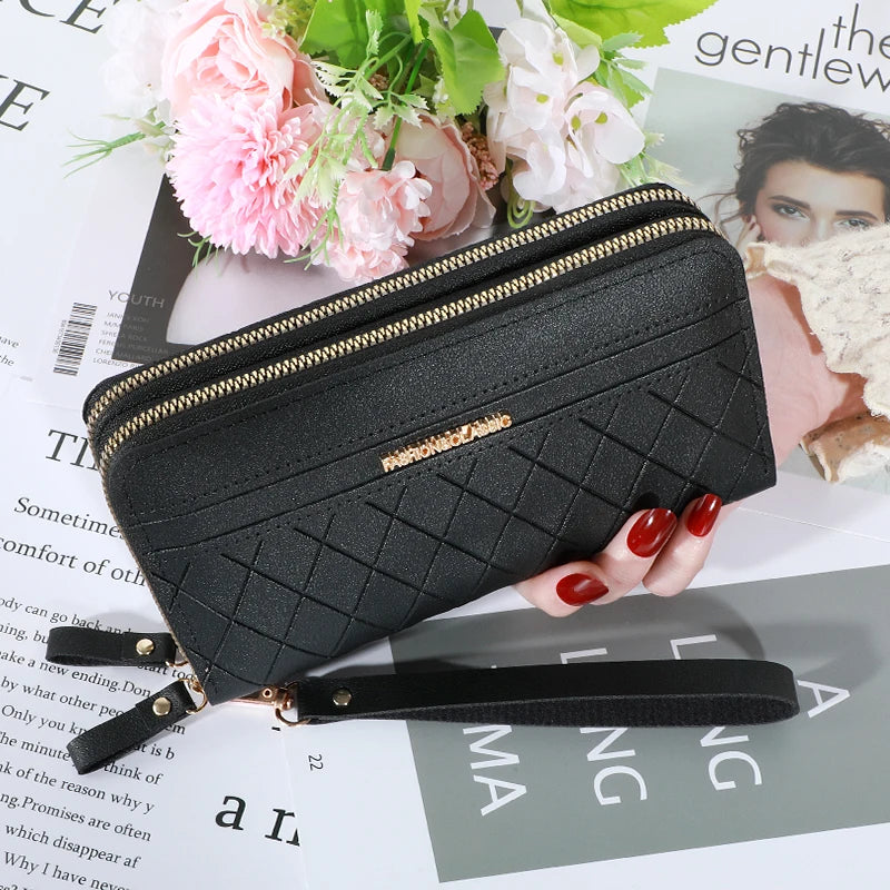 Long Women's Wallet with Zipper – Elegant Quilted Design for Cards & Cash