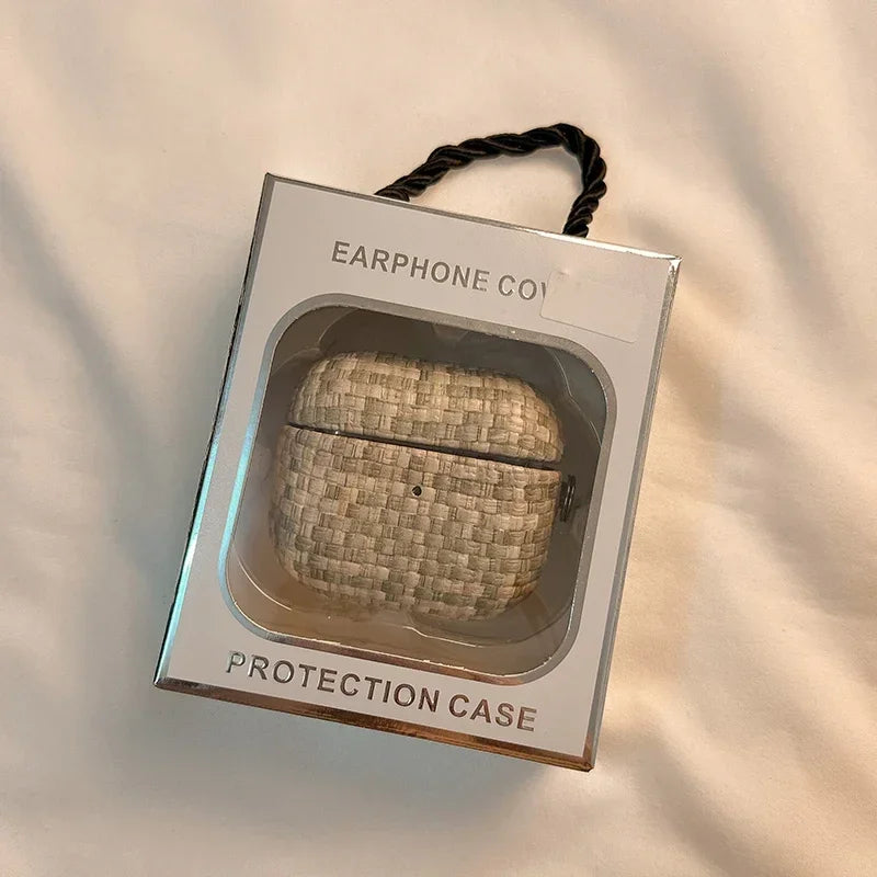 Premium Braided Leather AirPods Case – Handcrafted Elegance
