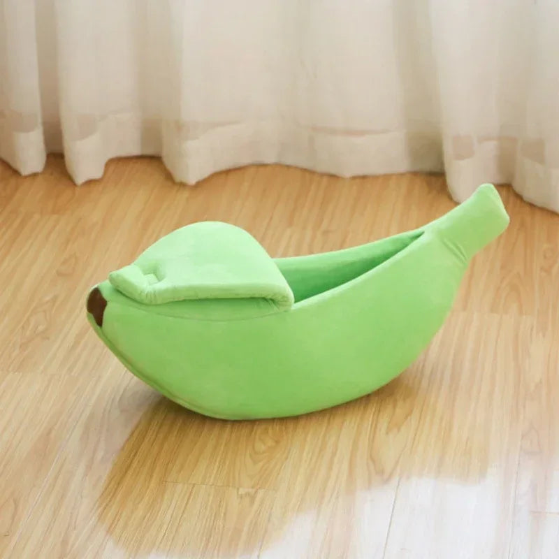 Banana Pet Bed – Soft Cartoon Nest for Cats and Small Dogs