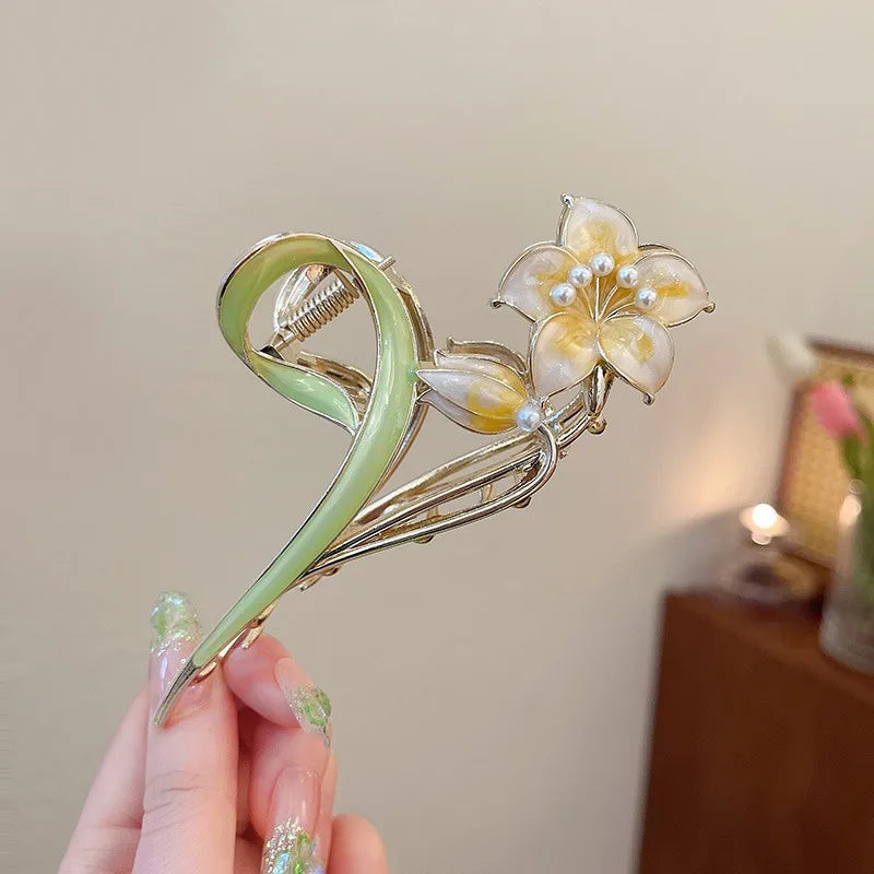 Elegant Flower Metal Hair Claw Clip for Women