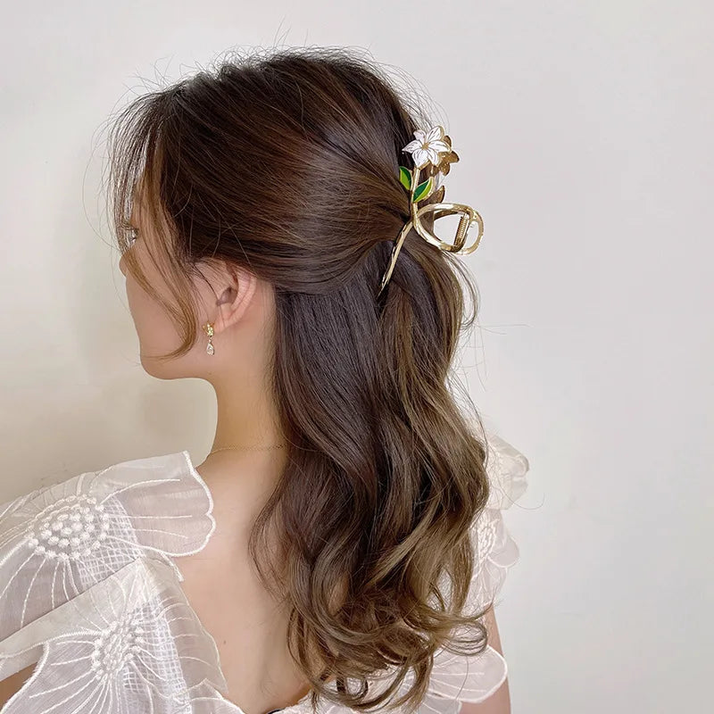 Elegant Flower Metal Hair Claw Clip for Women