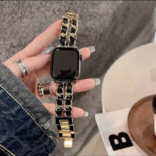 Luxury Leather & Chain Apple Watch Band – Adjustable Black Gold Strap
