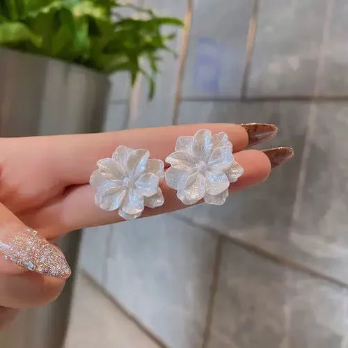 Trendy Minimalist Earrings – Mixed Designs