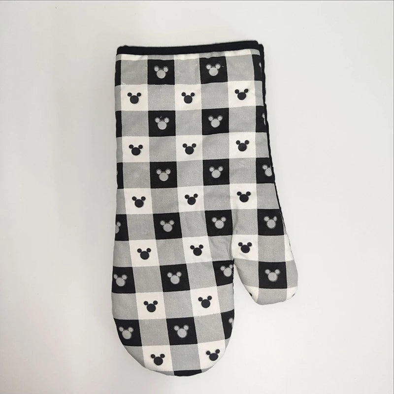 Mickey Mouse Heat-Resistant Oven Glove