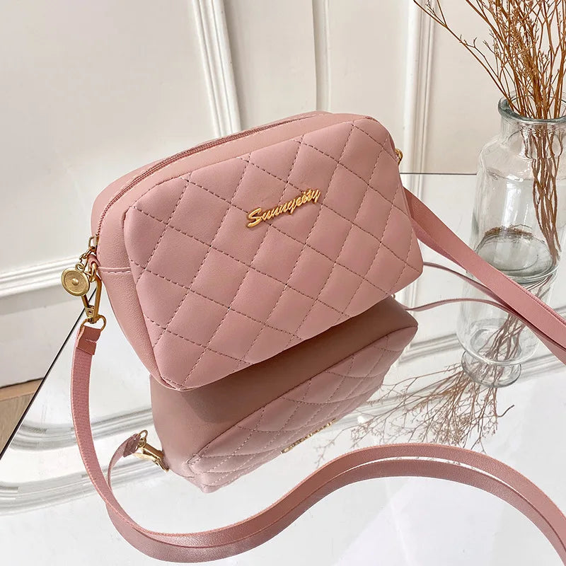 Small Crossbody Embroidered Bag for Women – Classic Camera Design with Gold Chain