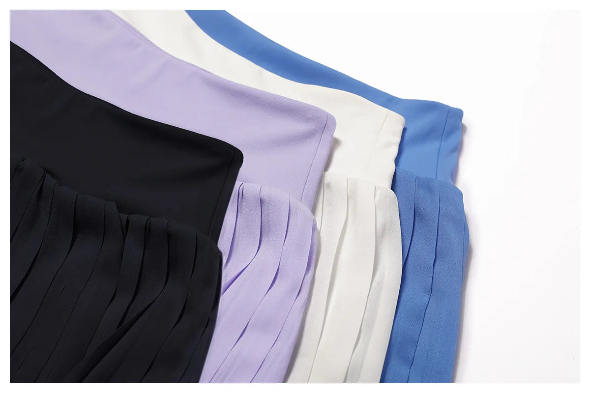2-Piece Summer Yoga & Tennis Set – Crop Top & Pleated Skirt