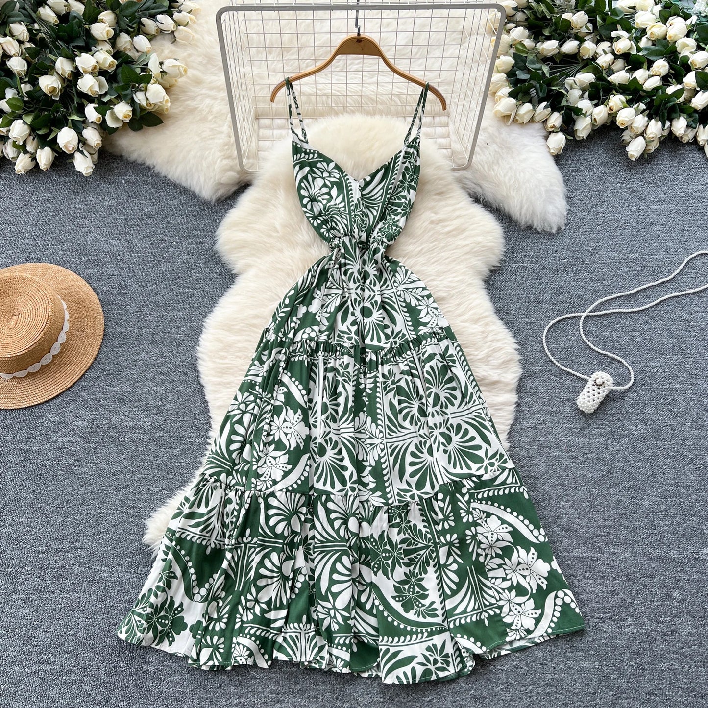 Vintage Print V-Neck Pleated Swing Dress