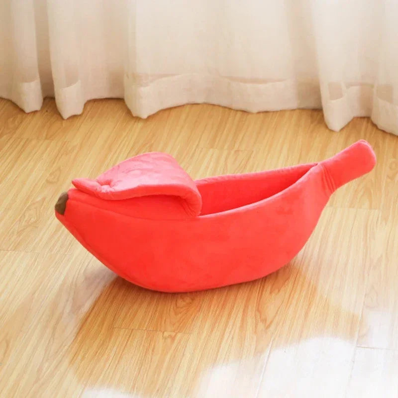Banana Pet Bed – Soft Cartoon Nest for Cats and Small Dogs