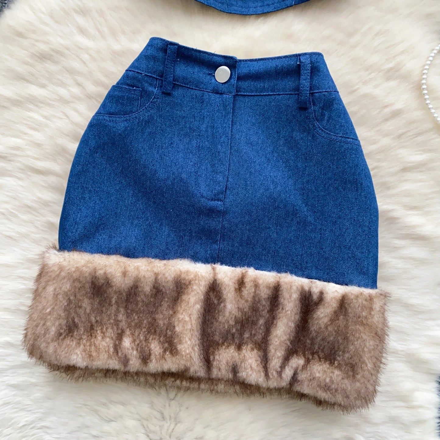 SINGREINY 2-Piece Denim Set – Strapless Feather Trim Crop Top + High Waist Skirt