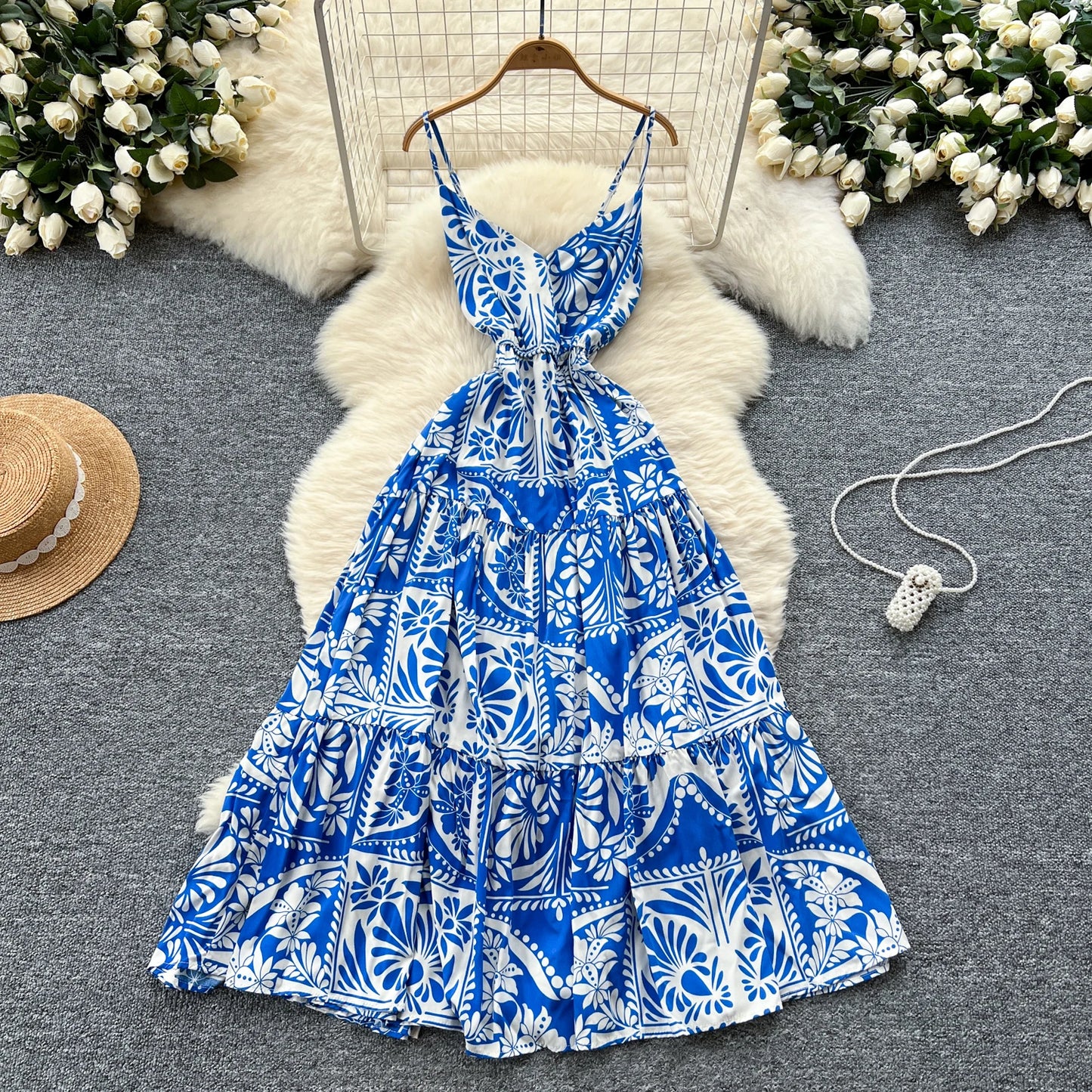 Vintage Print V-Neck Pleated Swing Dress