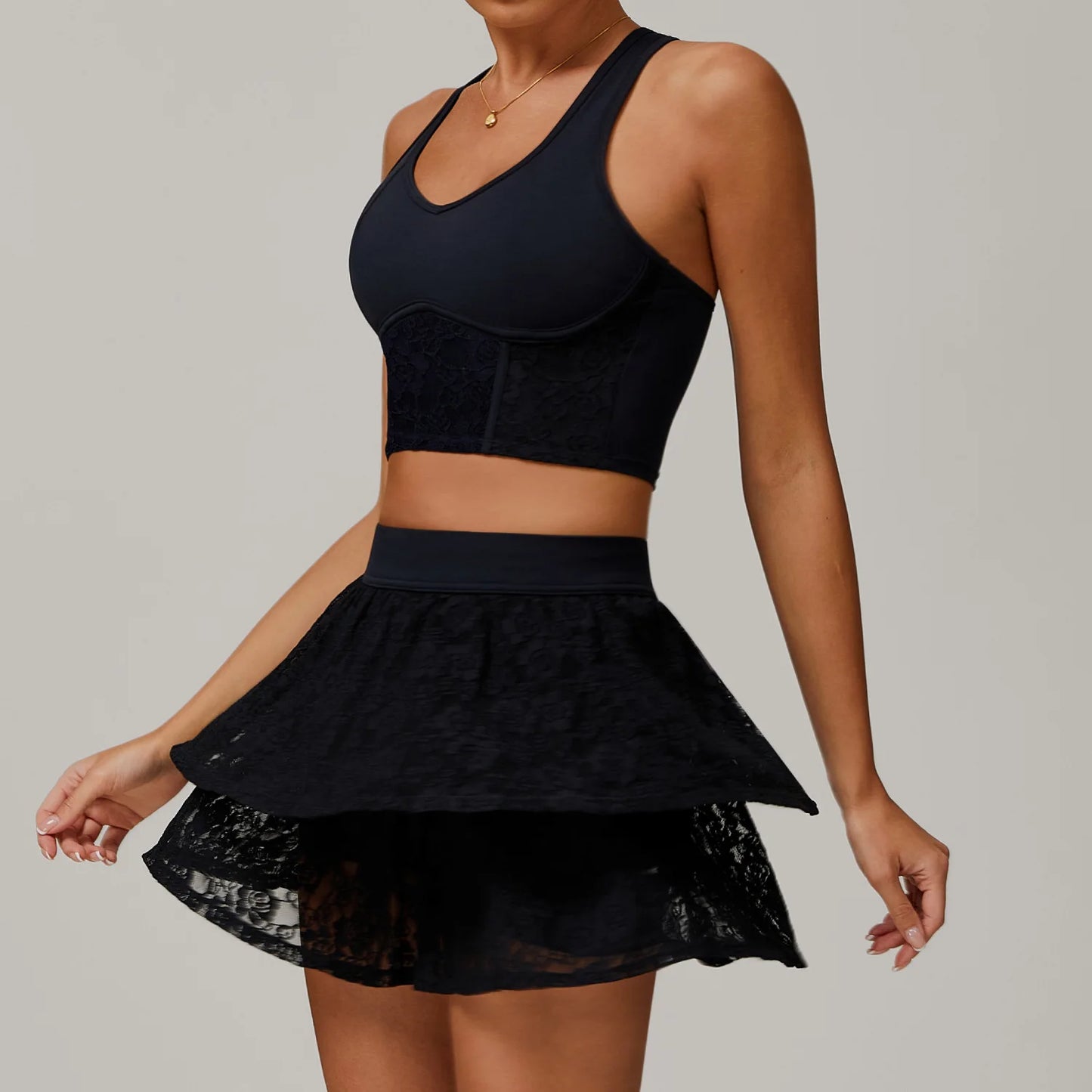 2PCS Women's Yoga Set – Sports Bra with Skirted Shorts